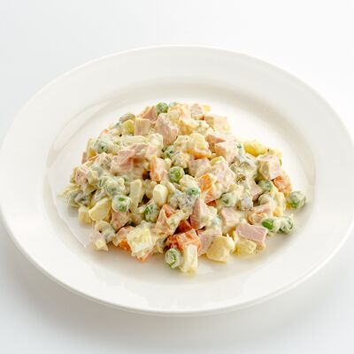 Оливье в Уха из петуха по цене 9 р.