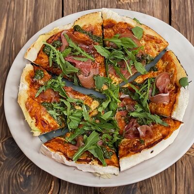 Пицца Парма в Zanoza Open Bar по цене 1050 ₽