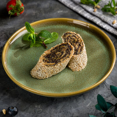 Raw Маковый рулет сыроедный в Авокадо по цене 695 ₽