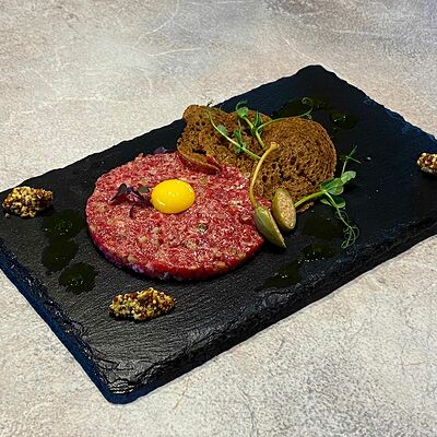 Тартар из говядины в Gosti по цене 799 ₽