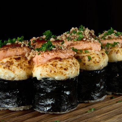 Лосось + кремчиз в Полтора тигра по цене 800