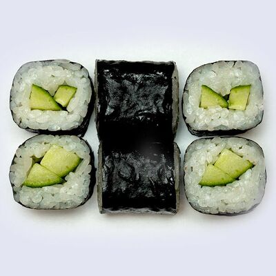 Мини-ролл с огурцом в Sushi-Ok по цене 199 ₽