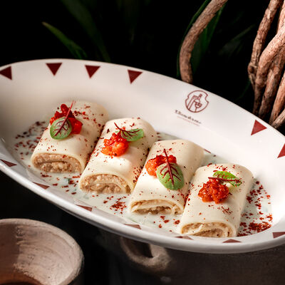 Рулеты из сулугуни с паприкой в ЮжанеГорожане по цене 498 ₽