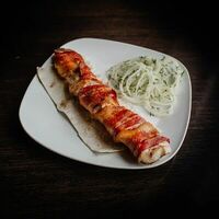 Шашлык из филе индейки в беконе в Мясо гриль