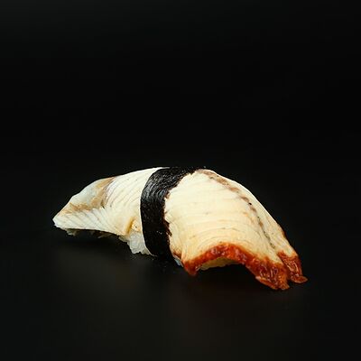 Суши Угорь в RollWok club Азиатская кухня по цене 199 ₽