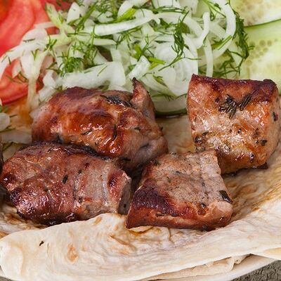 Шашлык из свиной шейки в Суши пицца бургер по цене 440 ₽