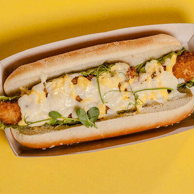 Хот-дог с хрустящей курочкой в ГУГОЛ_BOOM по цене 290 ₽