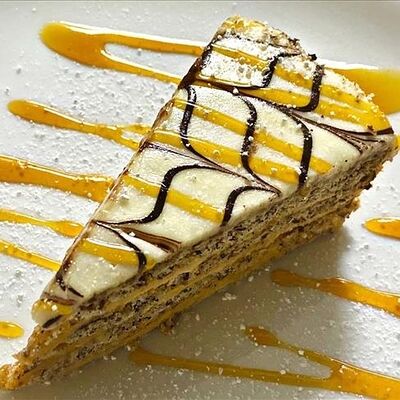 Торт Эстерхази в Генрих и Генриетта по цене 250 ₽