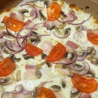 Пицца Карбонара в Добрый Шеф по цене 520 ₽