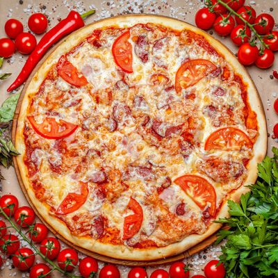 Пицца Мясная в Pizza Shop по цене 590 ₽