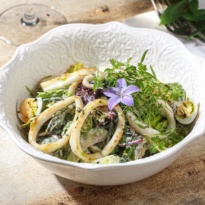 Салат с кальмаром в Ива по цене 935 ₽