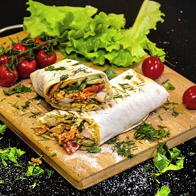 Шаурма со свининой Vip в Огонёк по цене 500 ₽