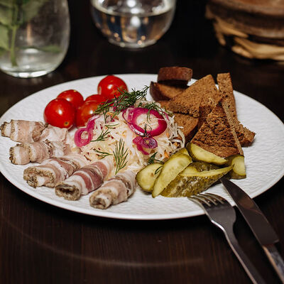 Закуска к водочке в Grenka на Труда по цене 480 ₽