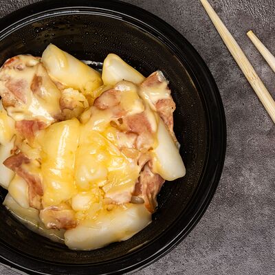 Блюдо №56 Токпокки карбонара в Капэ по цене 695 ₽