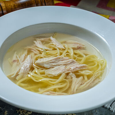 Домашняя куриная лапша в Хачапури по цене 330 ₽