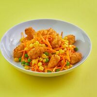 Салат из моркови и кукурузы с хрустящей курочкой в Баклажан Озерки