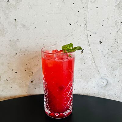 Лимонад малина-базилик в Nebelka bar по цене 450 ₽