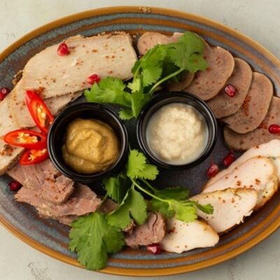 Мясная тарелка по-грузински в Аджика по цене 1233 ₽