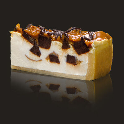 Чизкейк с брауни и карамелью в Enjoy по цене 350 ₽