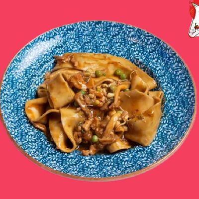 Лапша Бьян-Бьян с курицей в Ramen bar xChina new boys по цене 590 ₽