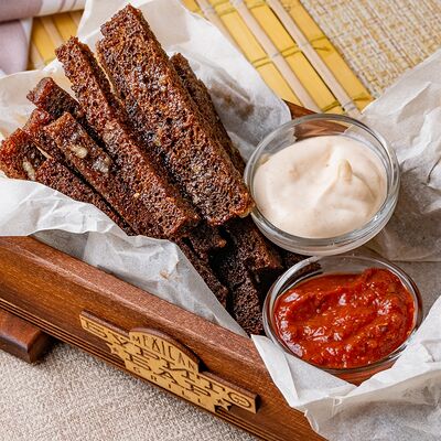 Чесночные гренки в Бурито по цене 390 ₽