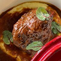 Томлёные Говяжьи щёчки в CONQUISTADOR