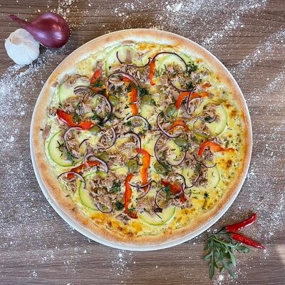 Пицца с тунцом в Grand Alberto Pizza по цене 710 ₽