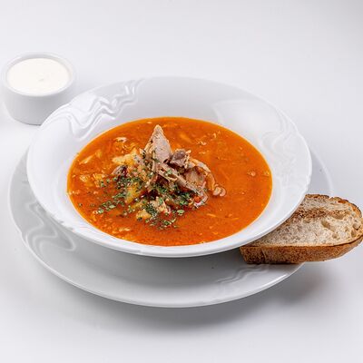 Кислые щи с уткой в Bistro Pizzateca 9.8 по цене 900 ₽