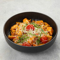 Ригатони с лососем в Peperoni