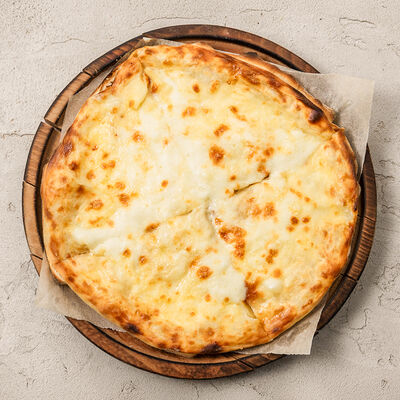 Хачапури по-мегрельски на компаниюв Лали Бистро по цене 1050 ₽