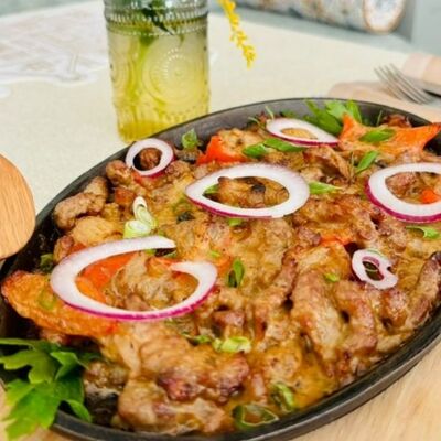 Жарево с овощами в Троицкий по цене 1100 ₽