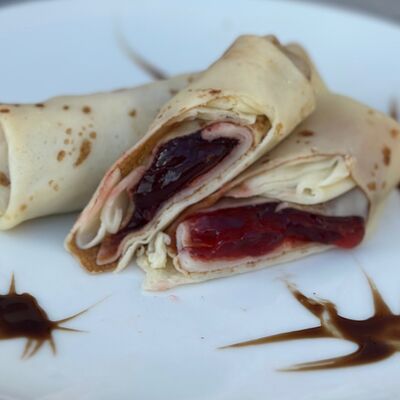 Блины с джемом 2шт в Собрание по цене 190 ₽