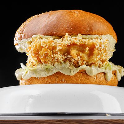 Бургер Пескадов Gytбаr по цене 1073 ₽