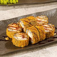 Ролл в темпуре с лососем в Stories