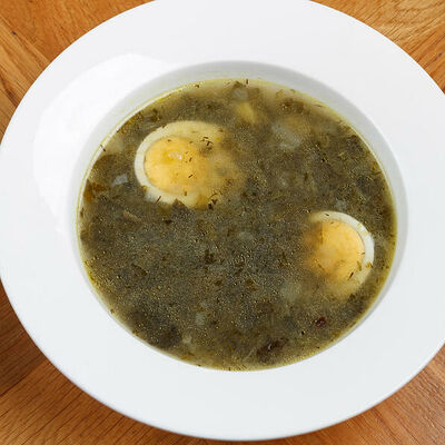 Щавелевый суп с яйцом и мацони в Хачапури по цене 440 ₽