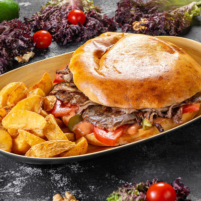 Томбик донер в Chef Burger & Doner по цене 900 ₽