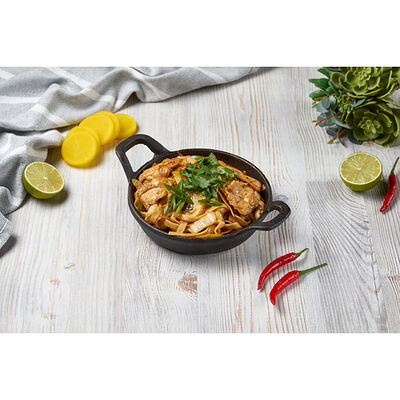 Удон с курицей и соусом кимчи в Может суши? по цене 549 ₽