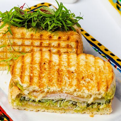 Сэндвич Котто и Фонтина в Christian по цене 1600 ₽