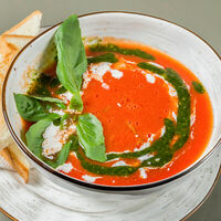 Суп Томатный с моцареллой и песто в Бар Пиф-Паф