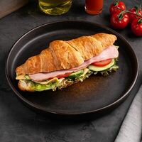 Круассан с ветчиной и сыром в Сытно Аппетитно