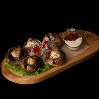 Шашлык из шампиньонов в Соус