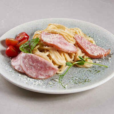 Спагетти с ветчиной в Sugar Mama по цене 390 ₽