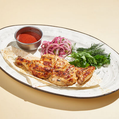 Цыпленок в аджике в Plov Project по цене 580 ₽