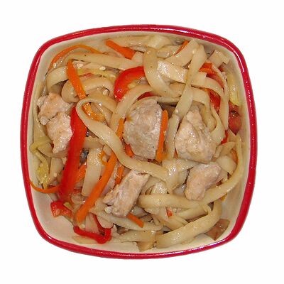 Удон с индейкой в Sushiwoker по цене 499 ₽