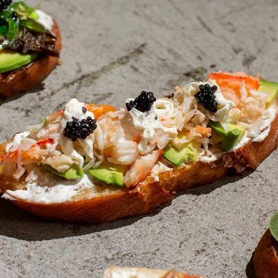 Брускетта с крабом в Hurma по цене 1180 ₽