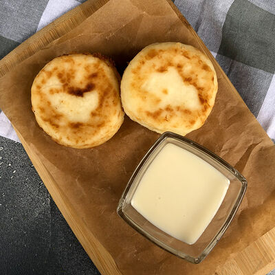 Сырники творожные в Siesta-Cafe по цене 85 ₽