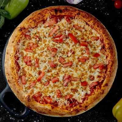 Пицца Маргарита 30 см в Hot Pizza по цене 830 ₽