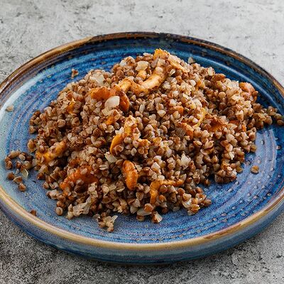 Греча с лисичками в Баклажан в ТЦ 