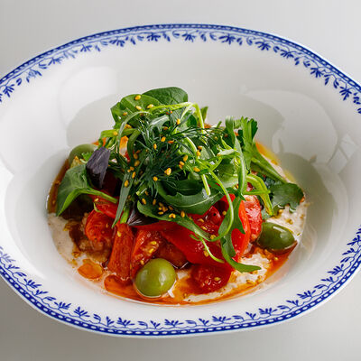 Печеные перцы с соусом из тунца с зеленью и оливкамив Crevette по цене 790 ₽