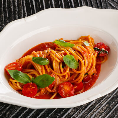 Спагетти Помидорини в Ginza по цене 990 ₽